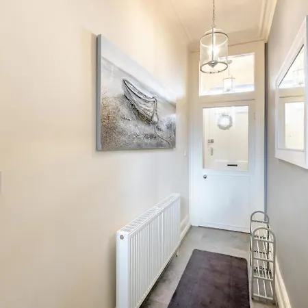4 Bed In Oc-b28403